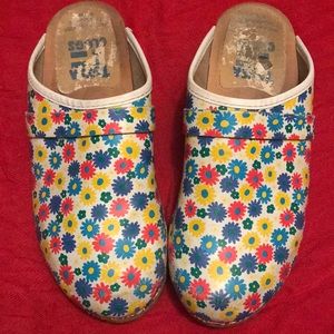 Flower child TESSA clogs
